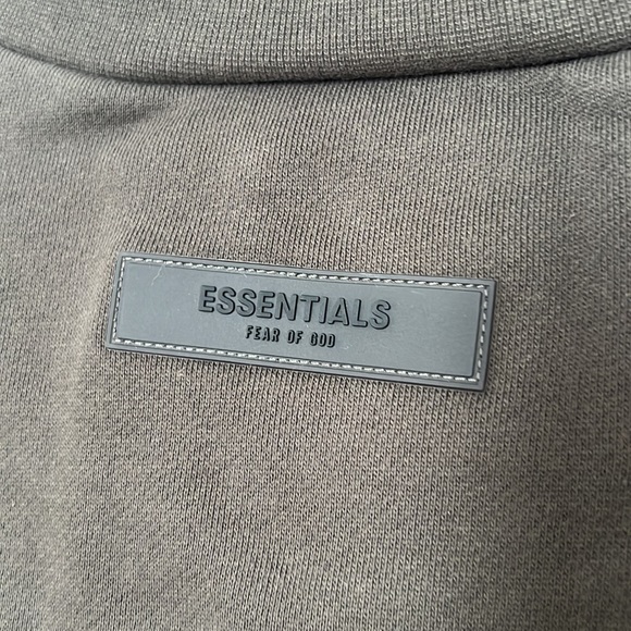 Fear of God Essentials mock neck sweatshirt vest - Picture 6 of 7